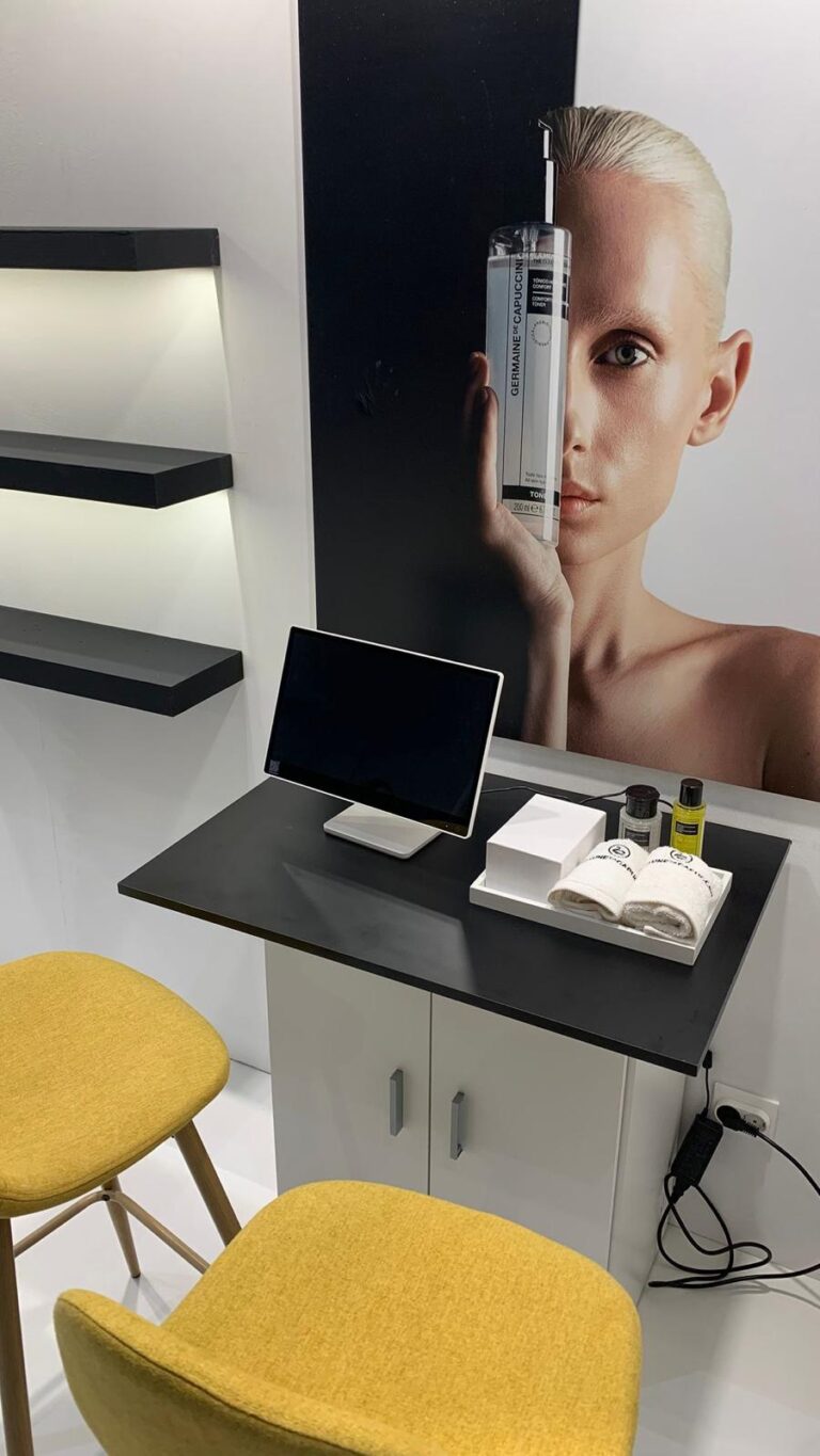 GERMAINE DE CAPUCCINI - GDC 2